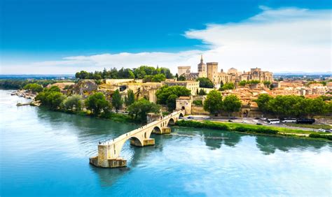 20 Best Places to Visit in the South of France.